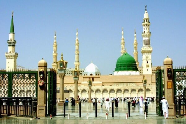 14 Days 5-Star VIP Luxury Umrah Package